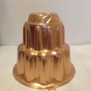 Copper Vintage Decorative Bundt Mold - Classic Home Kitchen